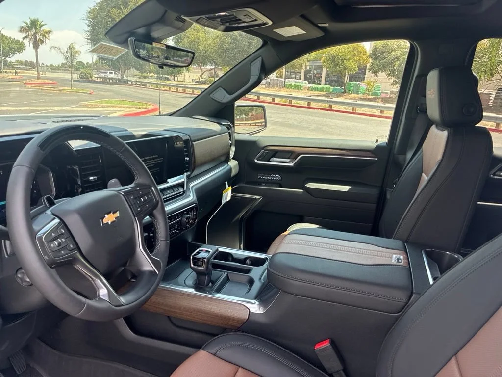 2026 Chevrolet Silverado 1500 High Country - Photo 14