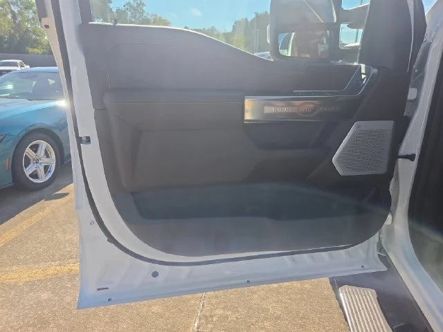 New 2026 Star White Metallic Tri-Coat Ford F-250® King Ranch® image 11