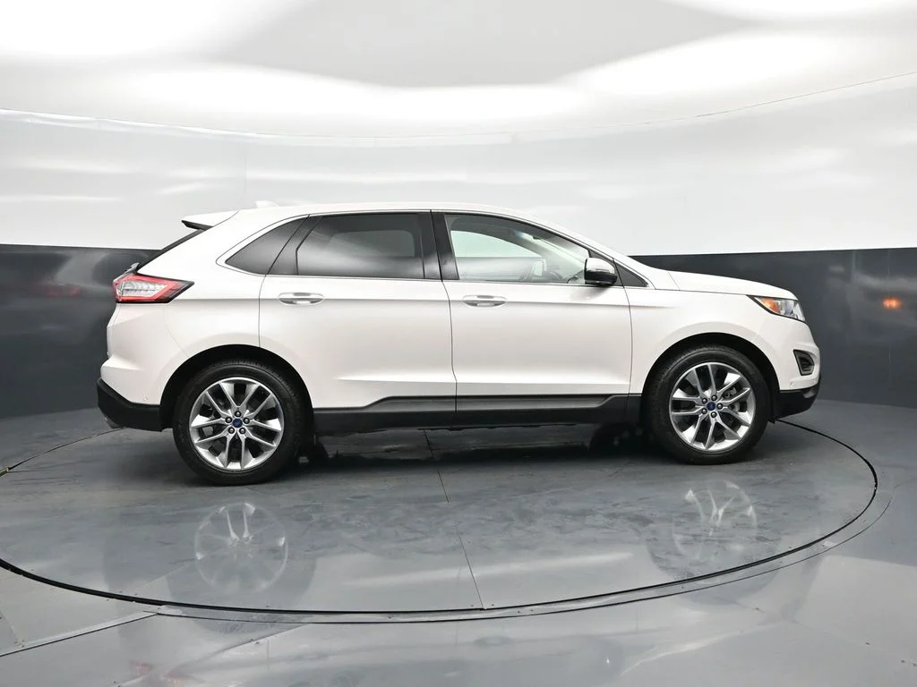 Used 2018 White Ford Titanium image 26