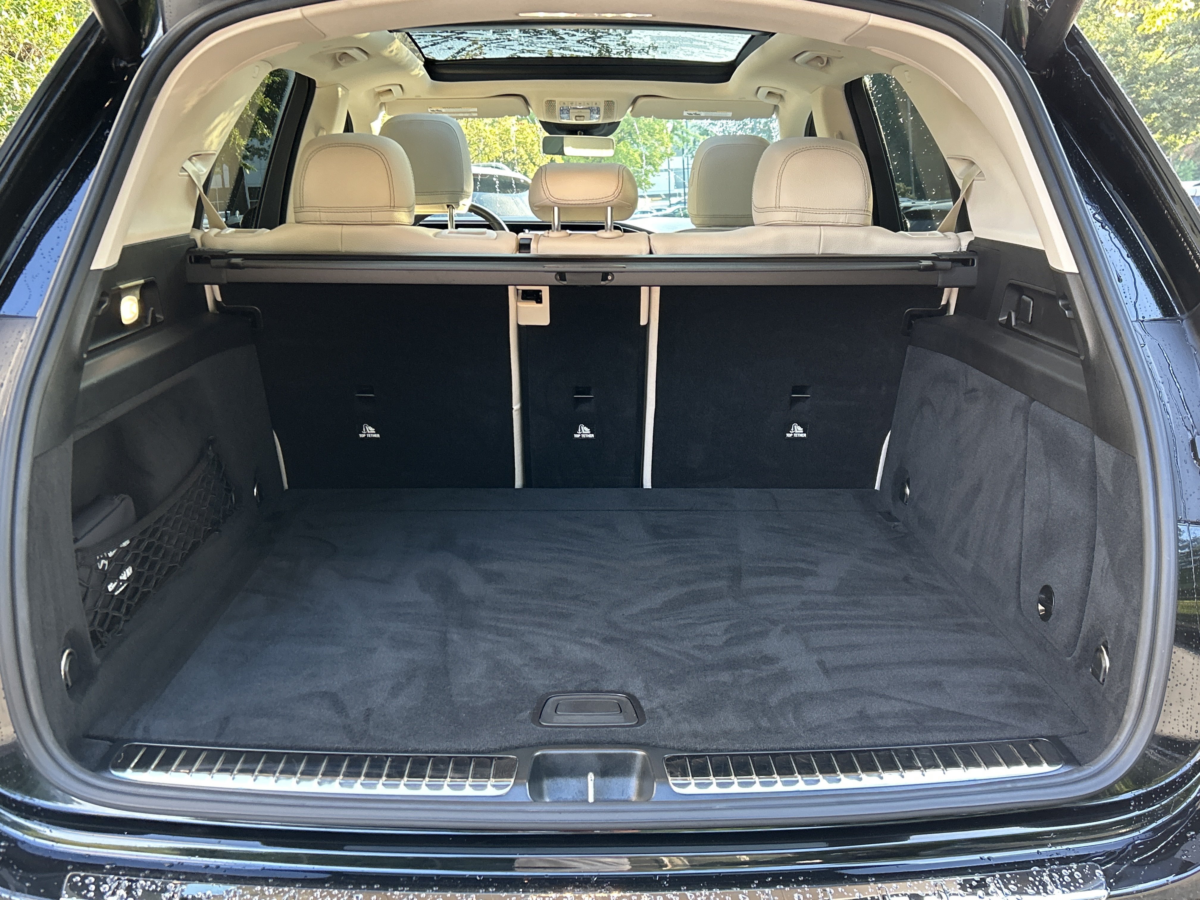 Certified Used 2024 Black Mercedes-Benz GLE 350 4MATIC® SUV image 10