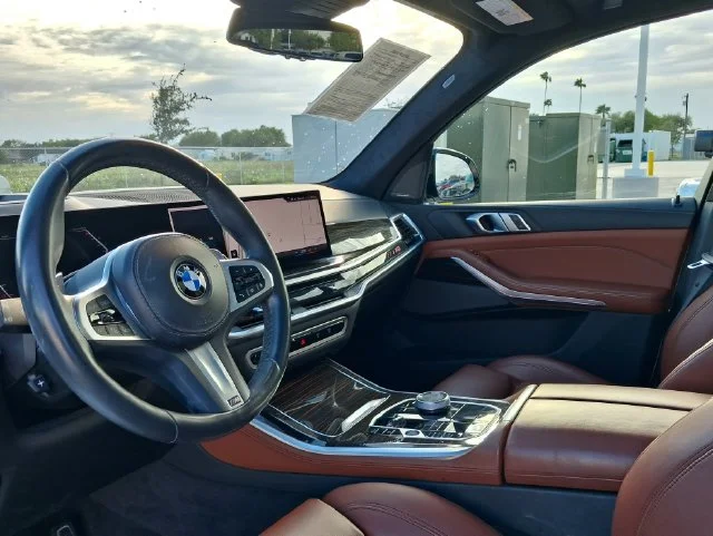 Used 2024 White BMW sDrive40i image 12