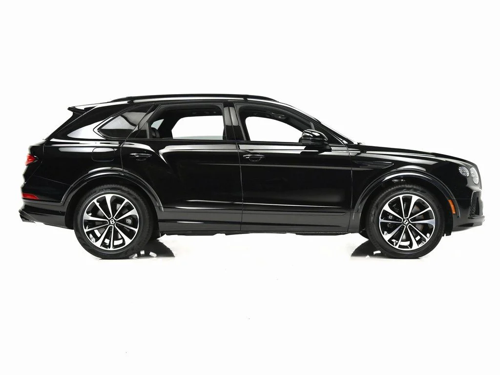 Used 2025 Beluga Bentley V8 image 7