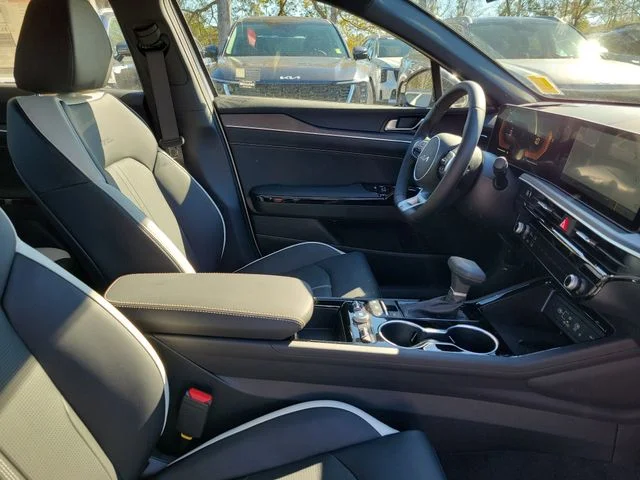 New 2026 Wolf Gray Kia GT-Line FWD image 32