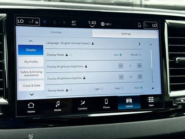 Certified Used 2025 Black Chrysler Select image 33