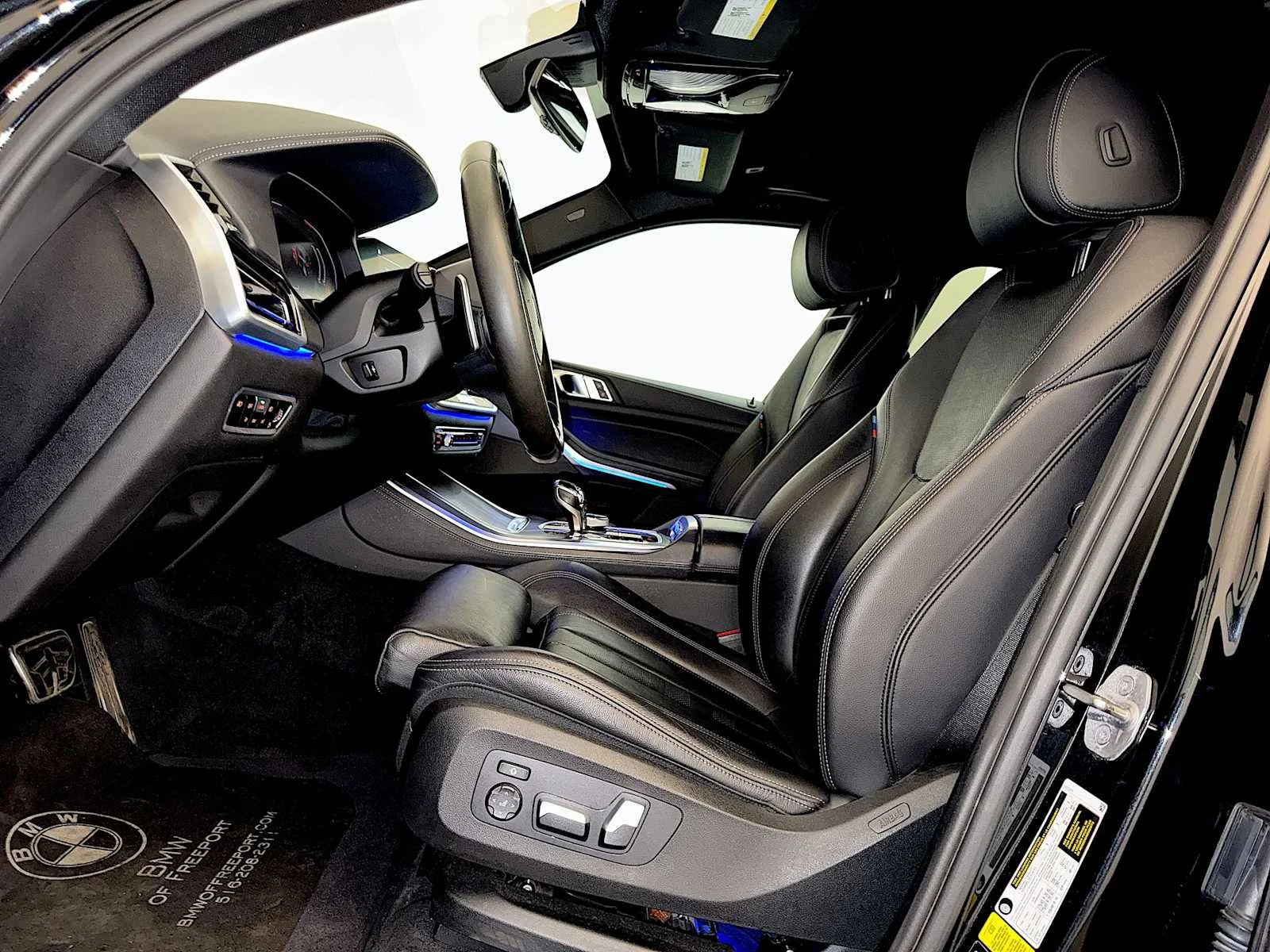 2020 BMW X5 40i - Photo 9