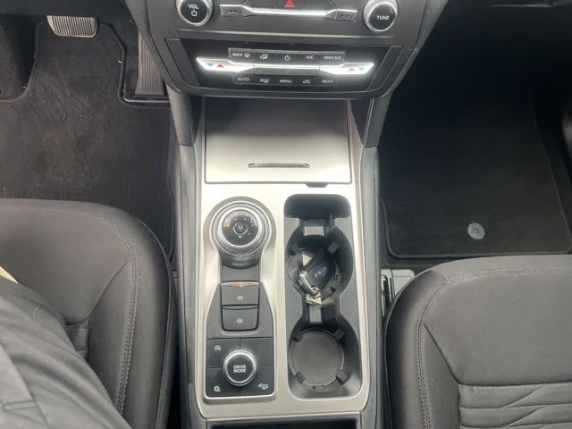 Used 2020 Magnetic Ford XLT image 17
