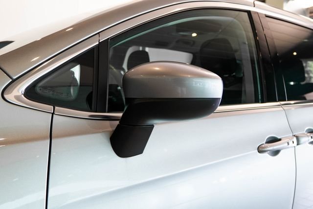 Used 2017 Silver Chrysler Touring image 10