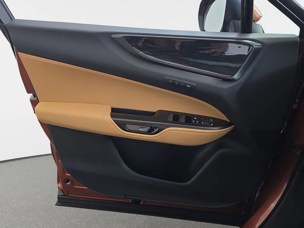 New 2026 Copper Crest Lexus 450h+ Premium image 25
