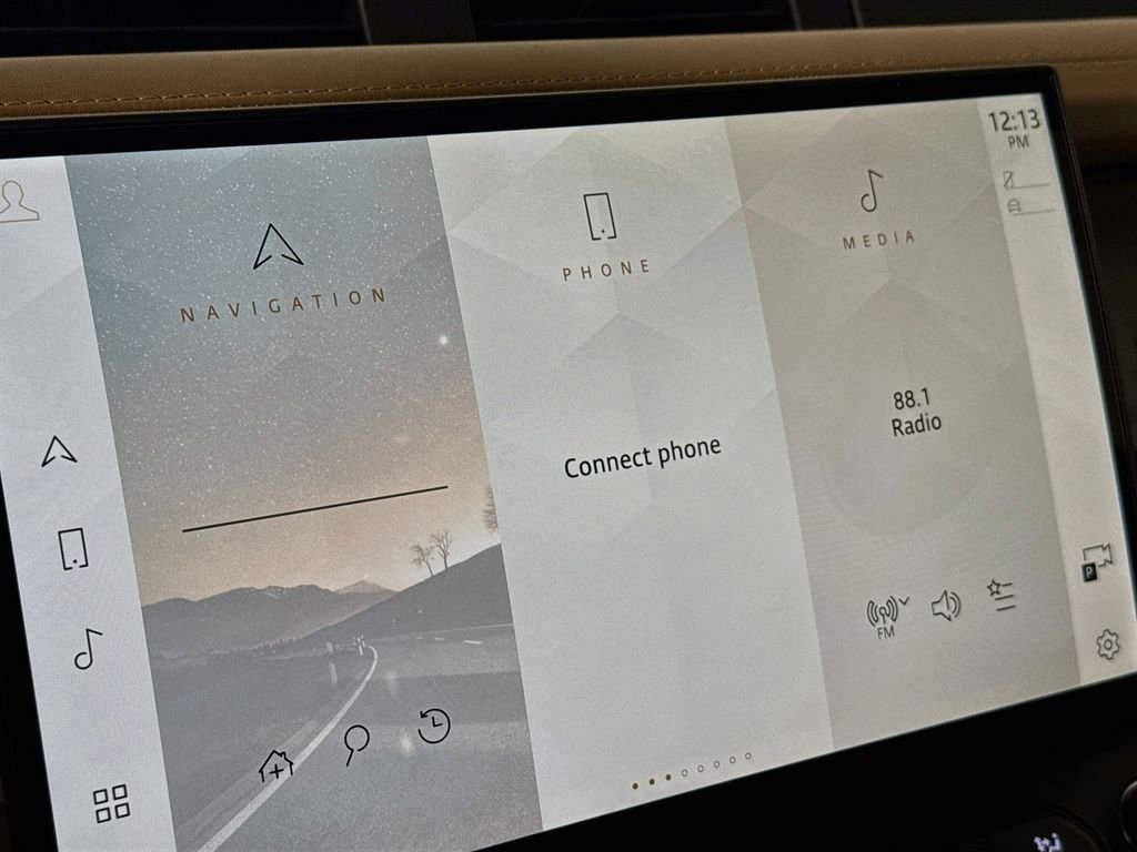 New 2026 Fuji White LAND ROVER S image 16