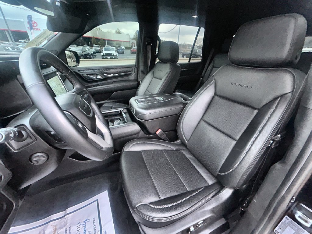 Used 2023 Gray GMC Denali image 17