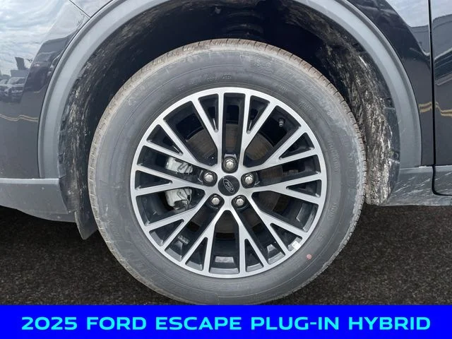 New 2025 Black Ford Base image 14