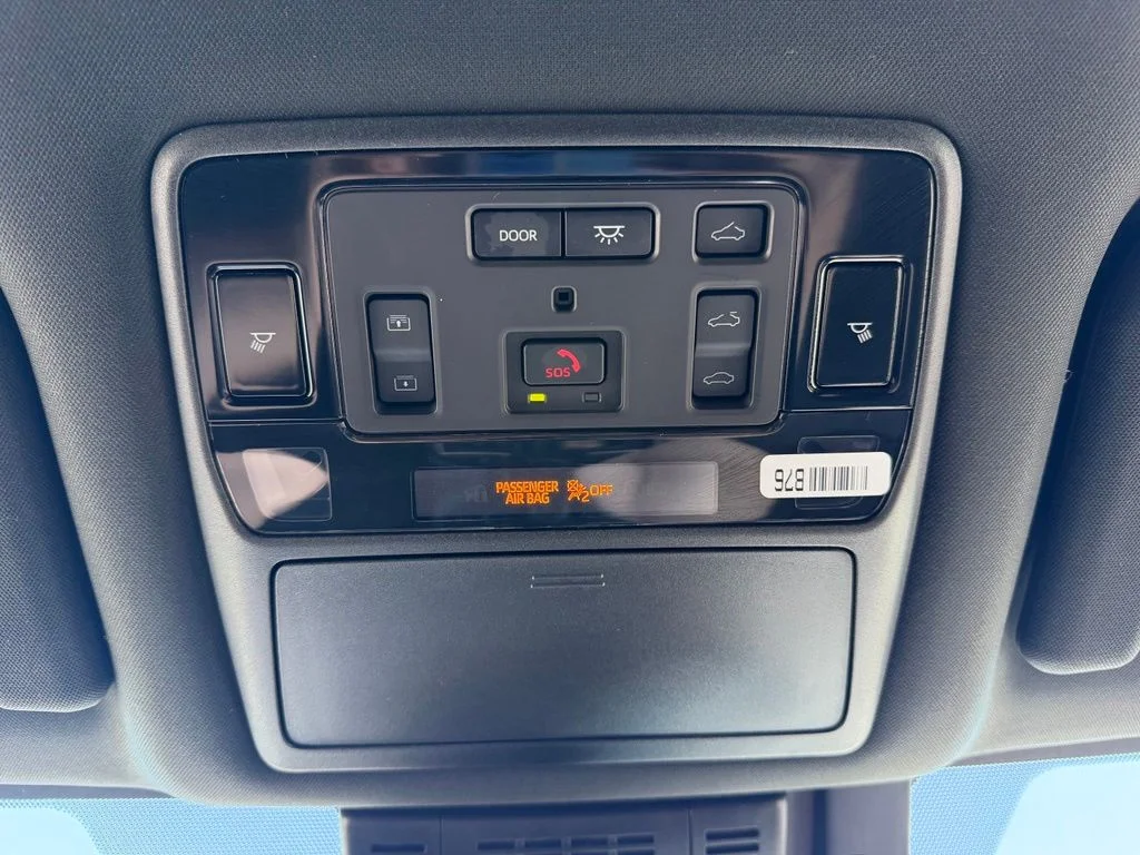 Used 2025  Toyota MAX Platinum image 33