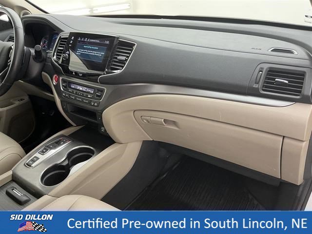Used 2021 White Honda EX-L image 24