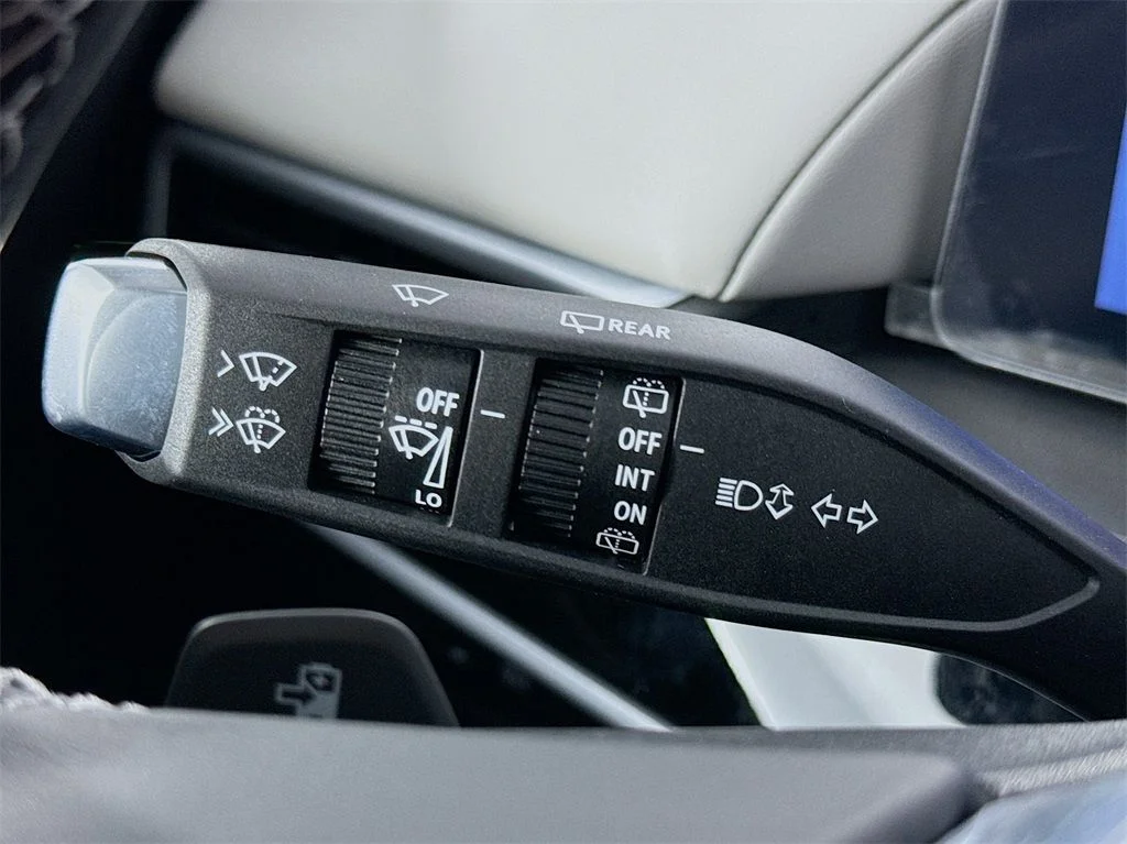 New 2026 Sonic Gray Pearl Honda Touring image 28