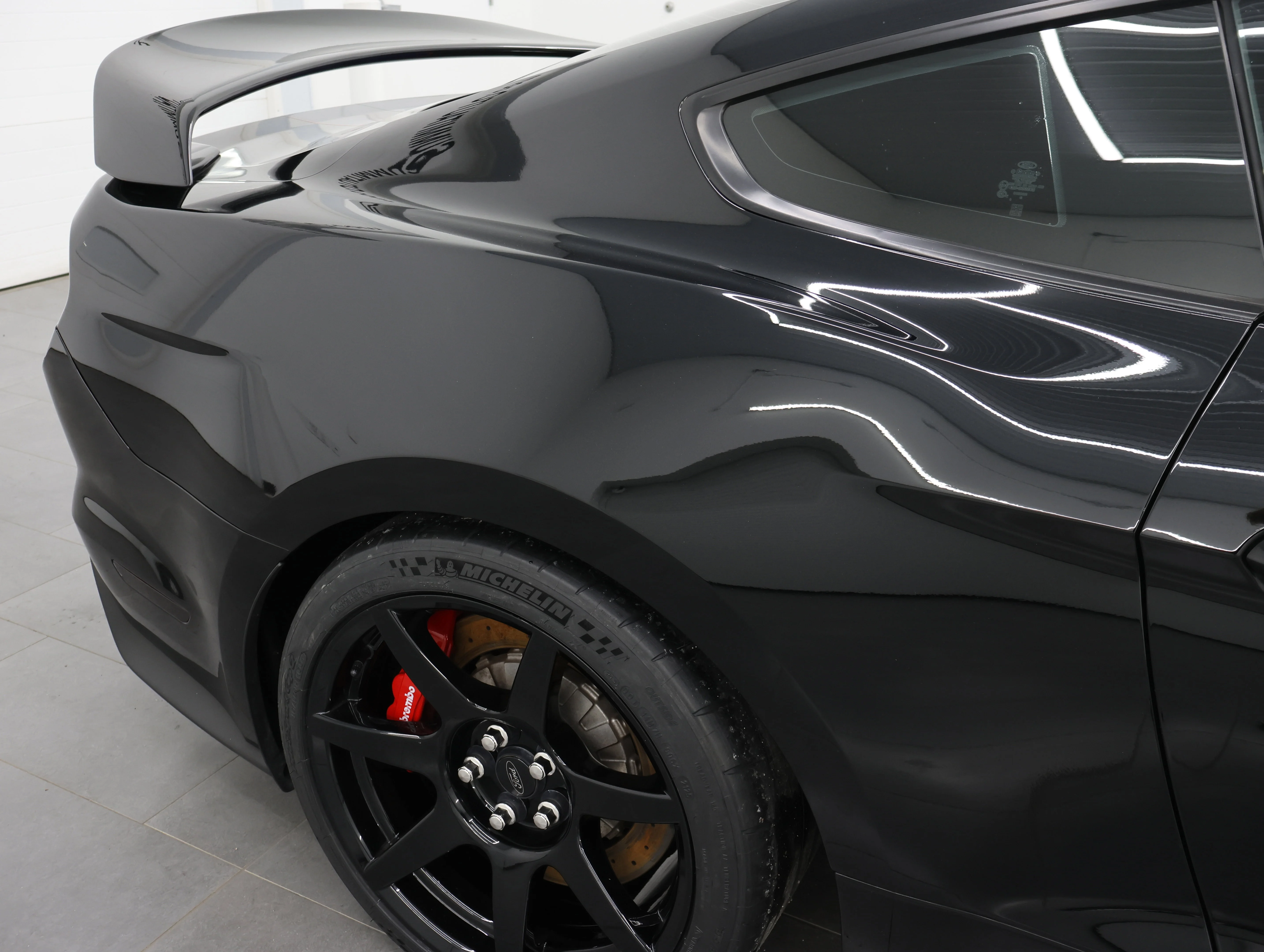 Used 2016 Shadow Black Ford Shelby GT350 image 23