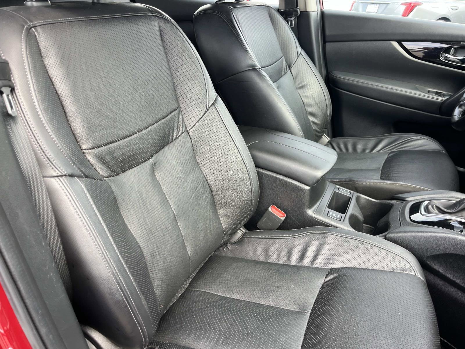 Used 2021 Scarlet Ember Tintcoat Nissan SL image 23