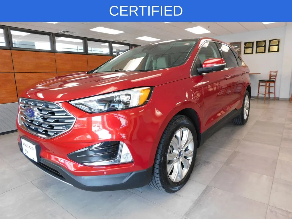 2022 Ford Edge Titanium