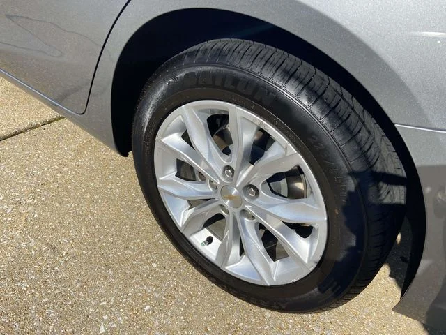 Used 2024 Gray Chevrolet LT image 7