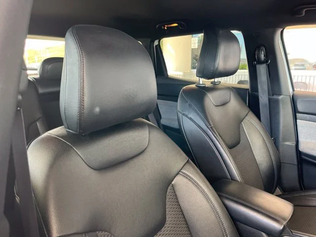 Used 2024 Bright White Clearcoat Jeep Latitude image 55