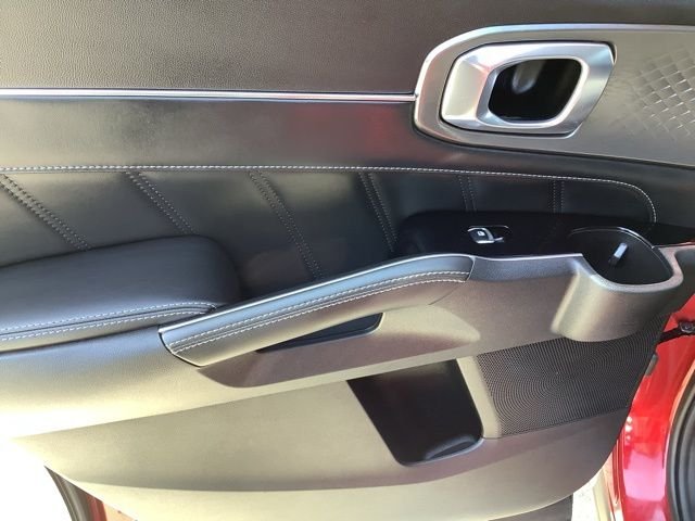 2022 Kia Sorento SX - Photo 12