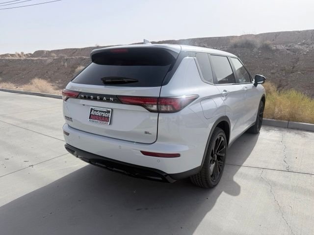 New 2026 White Nissan SL image 8