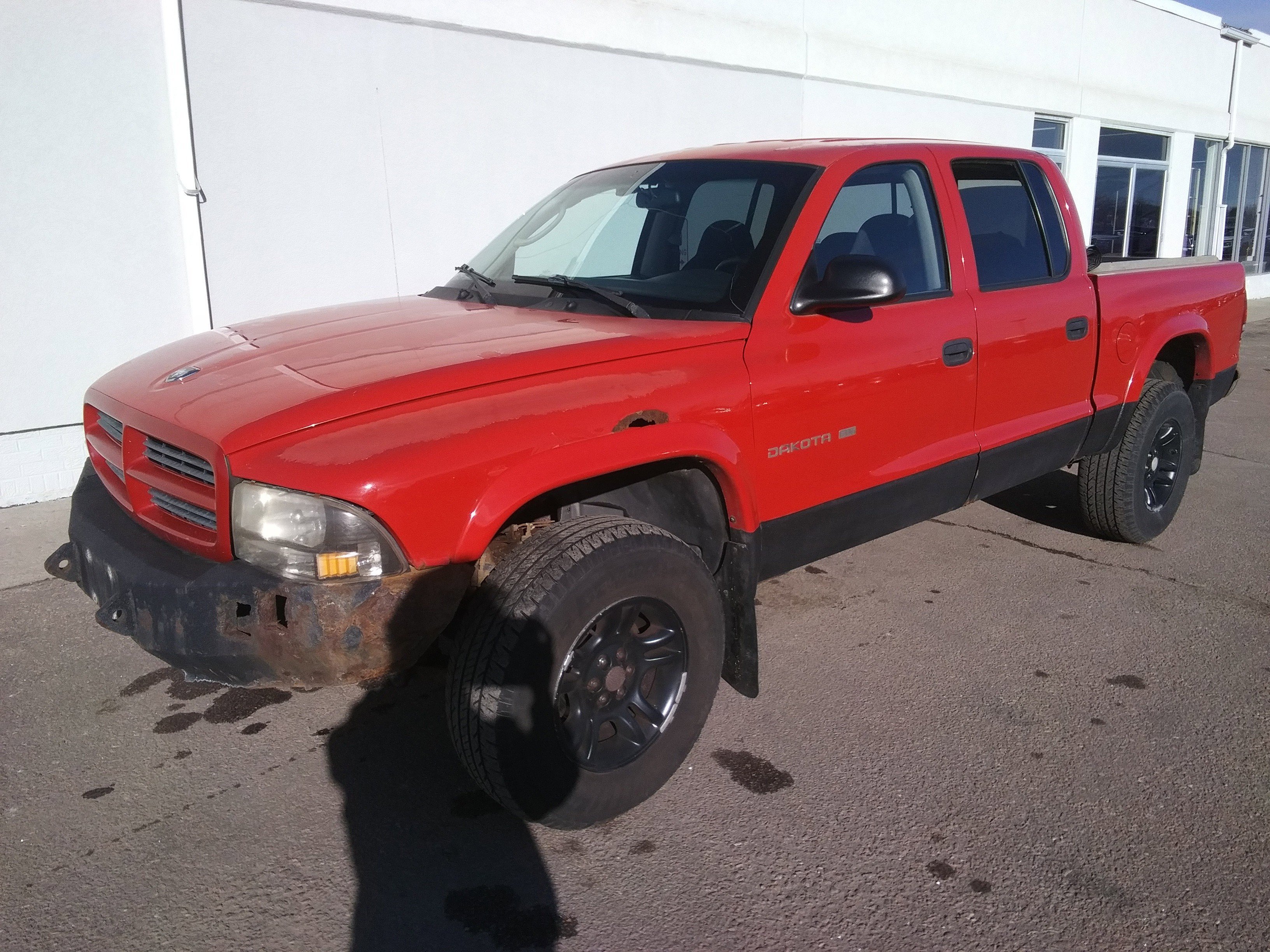 Used 2001 Dodge Dakota SLT with VIN 1B7HG2AX91S281534 for sale in Aberdeen, SD