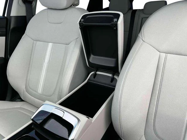 New 2026 Serenity White Pearl Hyundai SEL AWD image 18
