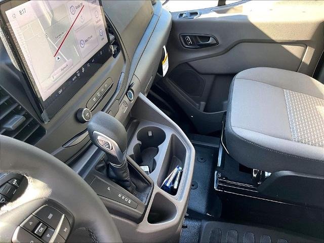 New 2026 Oxford White Ford Base image 22