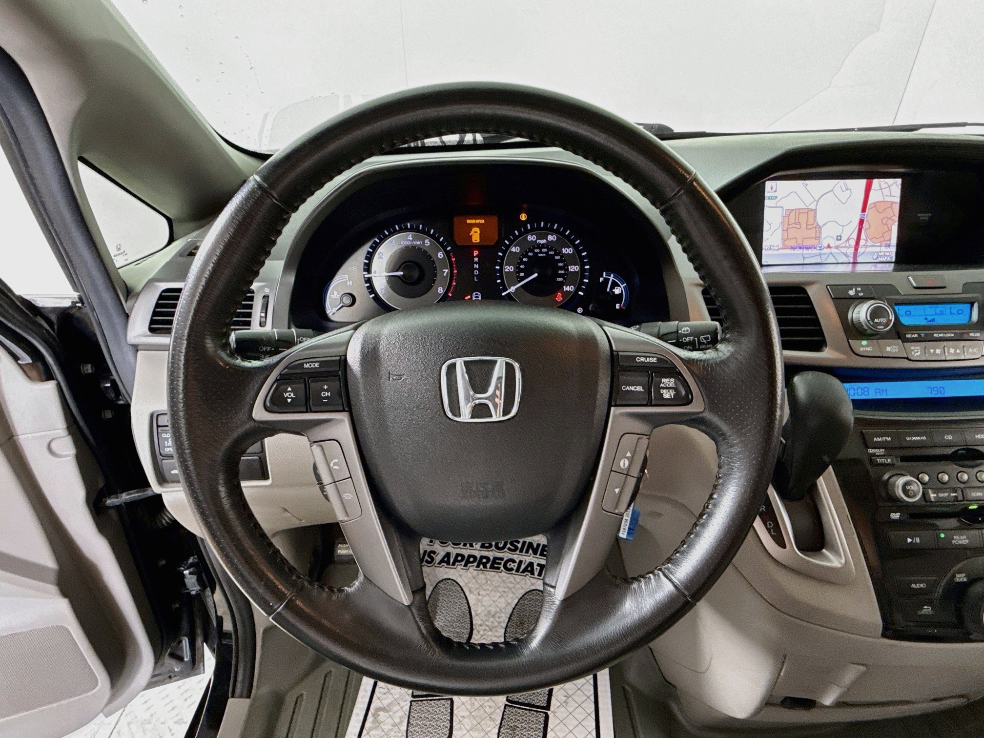 Used 2013 Crystal Black Pearl Honda Touring image 11