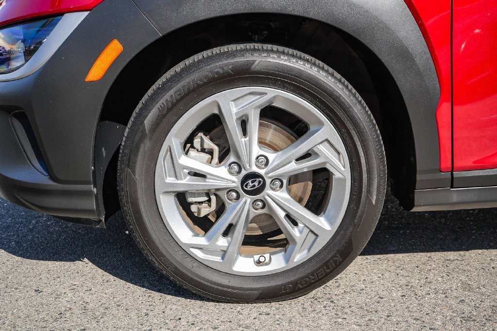 2023 Hyundai Kona SEL - Photo 11