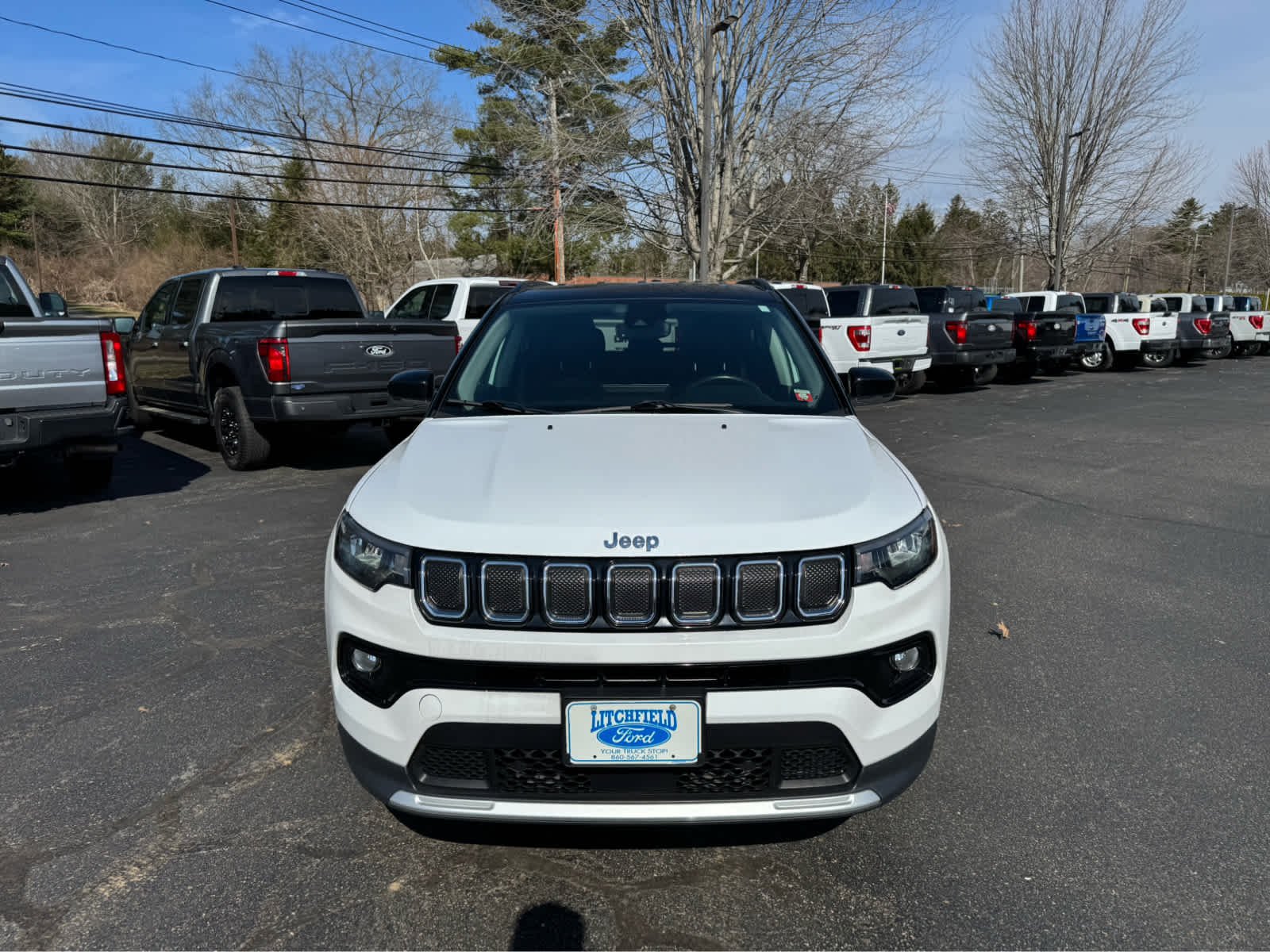 Used 2022 Bright White Clearcoat Jeep Limited image 9