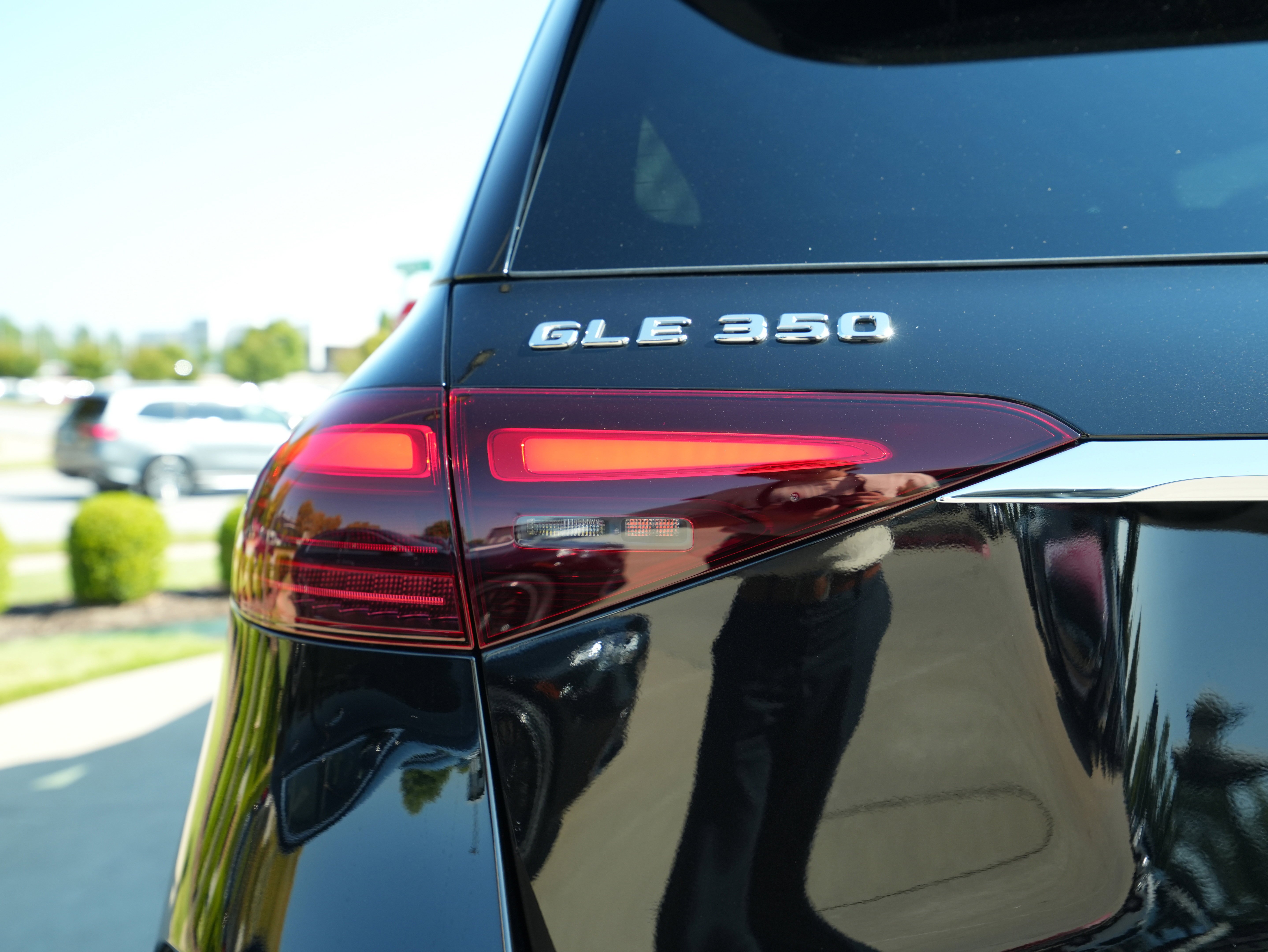 New 2026 Obsidian Black Metallic Mercedes-Benz GLE 350 image 14