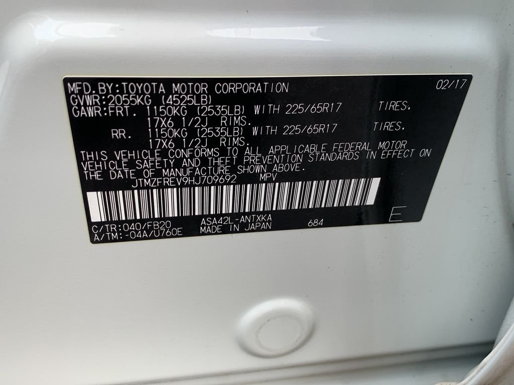 2017 Toyota RAV4 LE - Photo 39