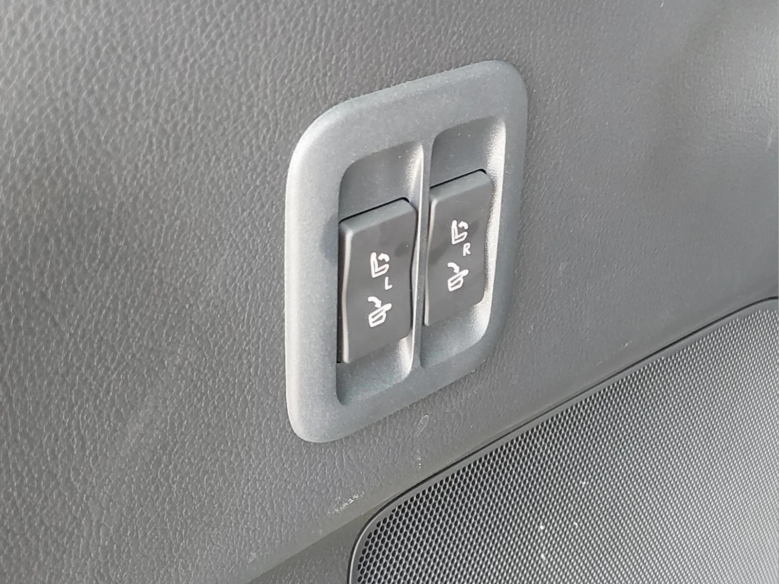 Used 2025 Wind Chill Pearl Lexus TX 350 Premium image 18
