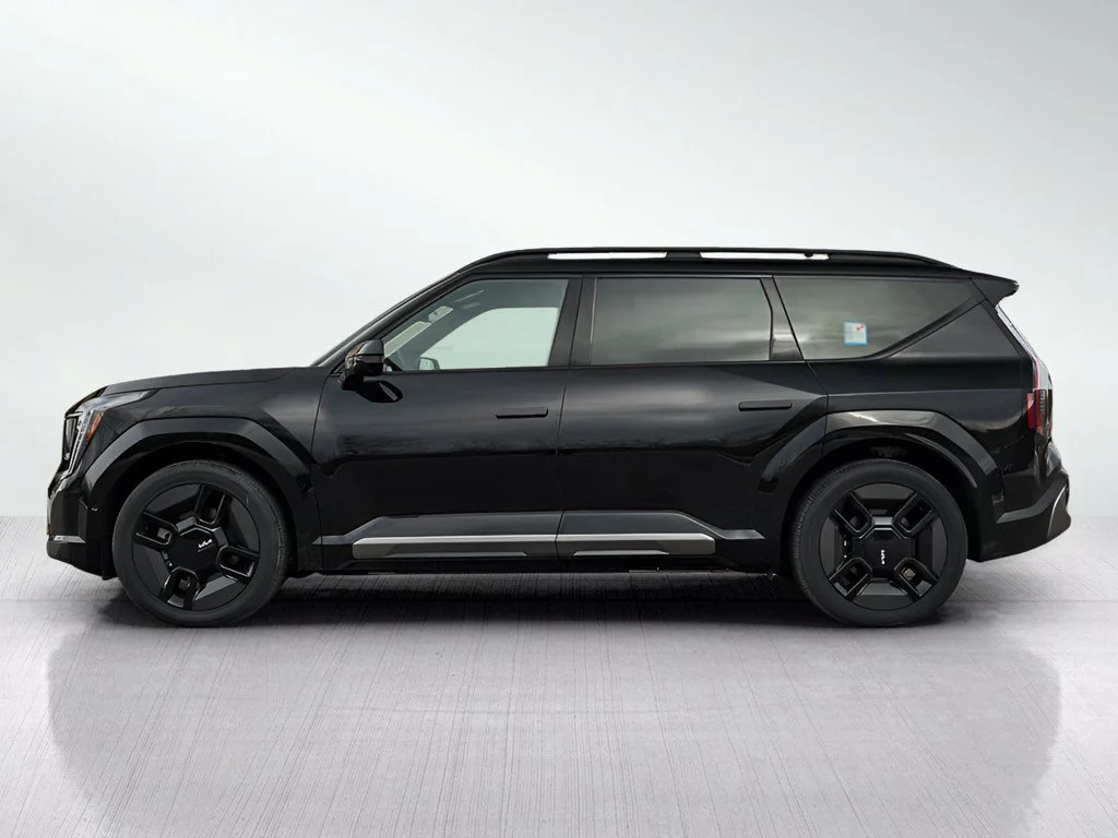 New 2026 Ebony Black Kia GT-Line AWD image 4
