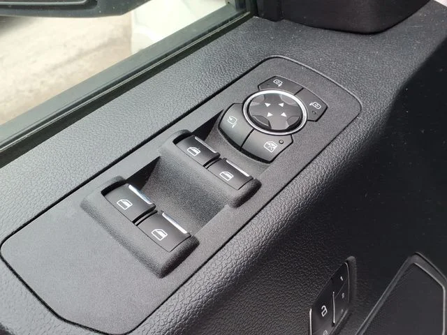 Used 2015 White Ford Lariat image 16