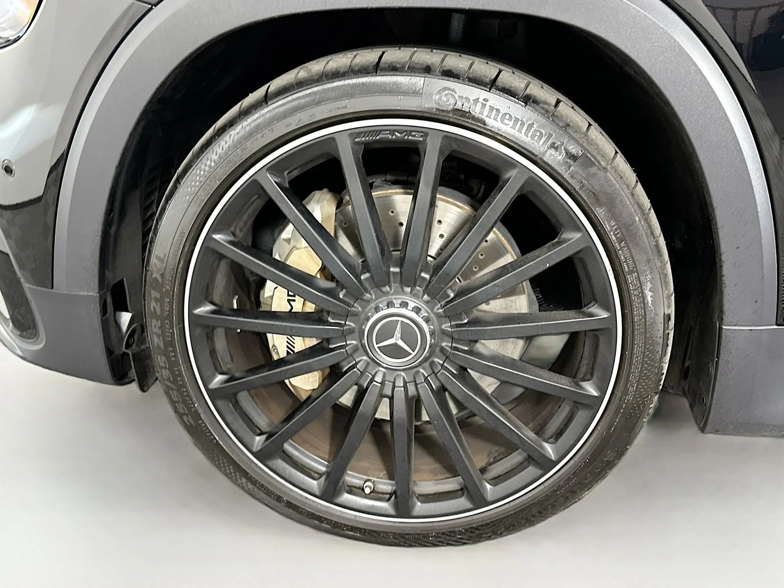2025 Mercedes-Benz GLB GLB35 AMG - Photo 31