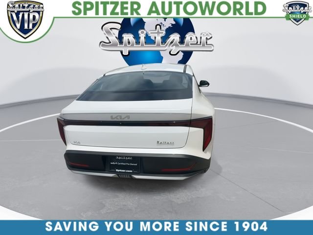 Used 2025 White Kia LXS image 8