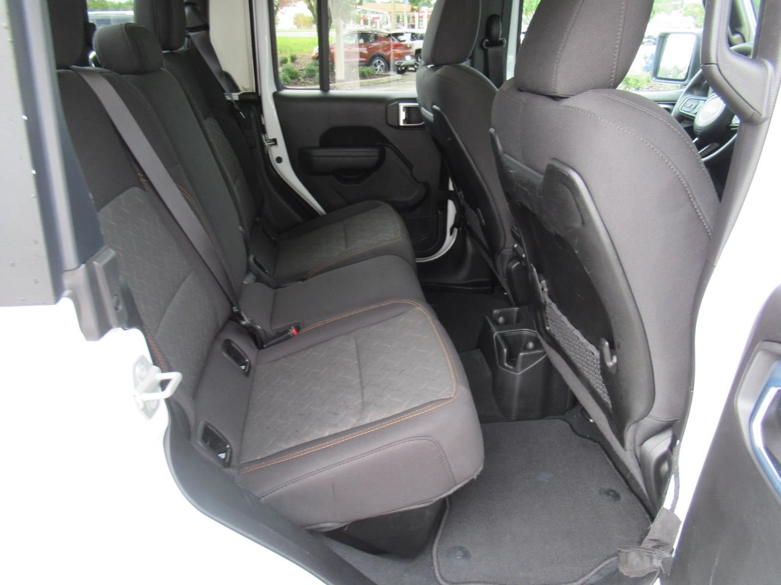 Used 2026 White Jeep Mojave image 32