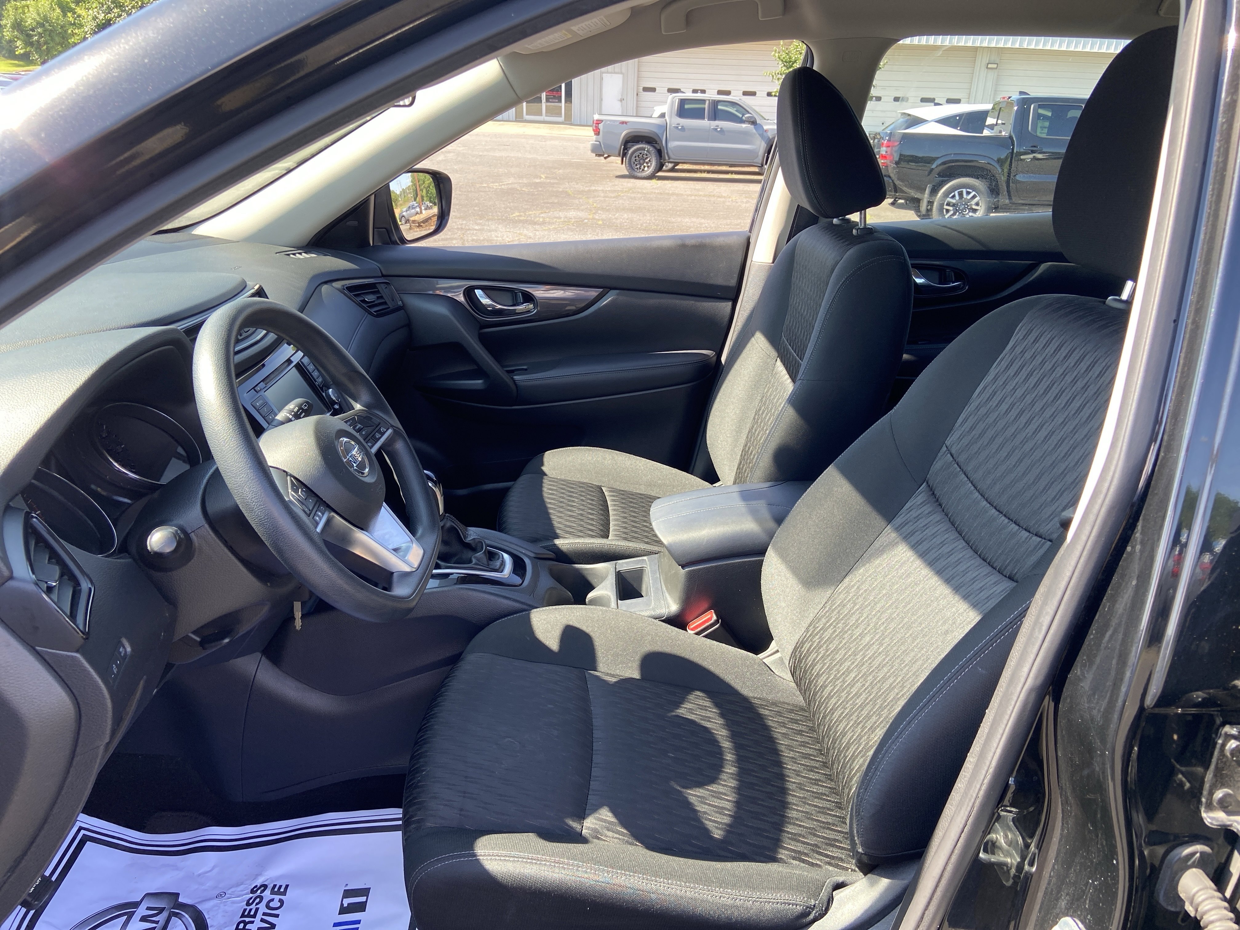 Used 2018 Magnetic Black Nissan S image 11