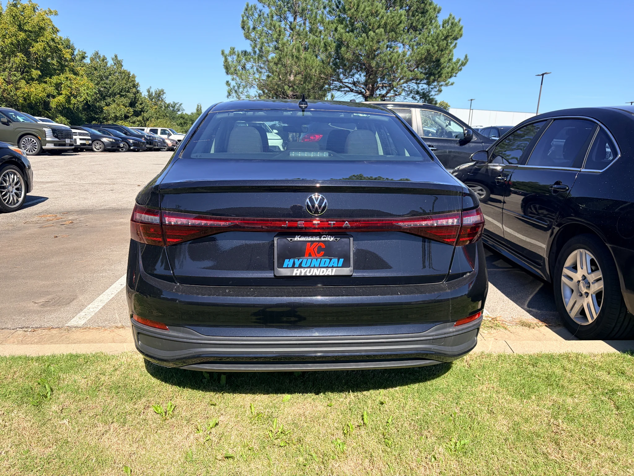 Used 2026 Deep Black Pearl Volkswagen S image 4