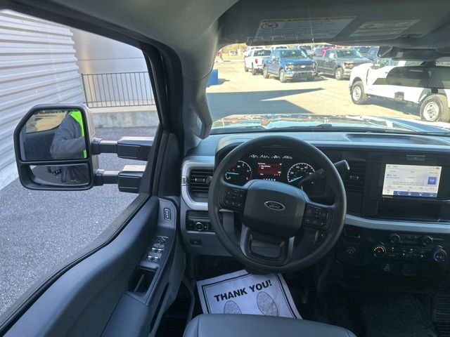 2025 Ford F-250 Super Duty XL - Photo 25