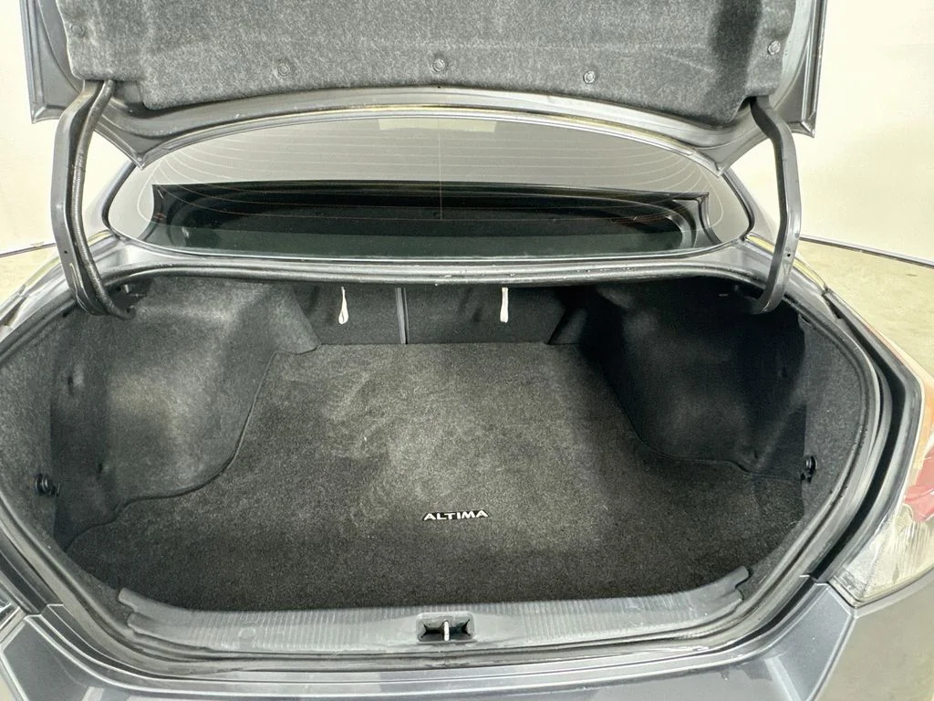 Used 2012 Dark Slate Metallic Nissan 3.5 SR image 30
