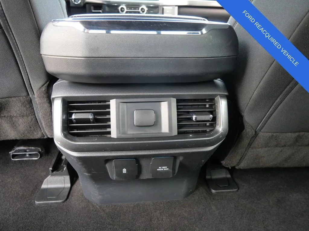 Used 2022 Red Ford XLT image 13