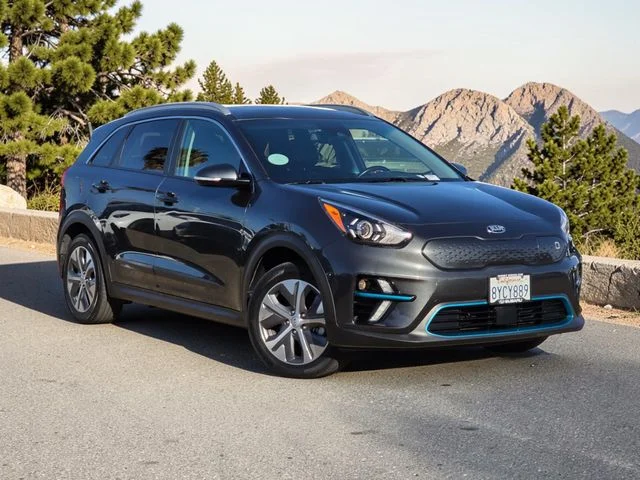 Used 2021 Kia Niro EX Premium with VIN KNDCE3LG9M5098561 for sale in El Cajon, CA