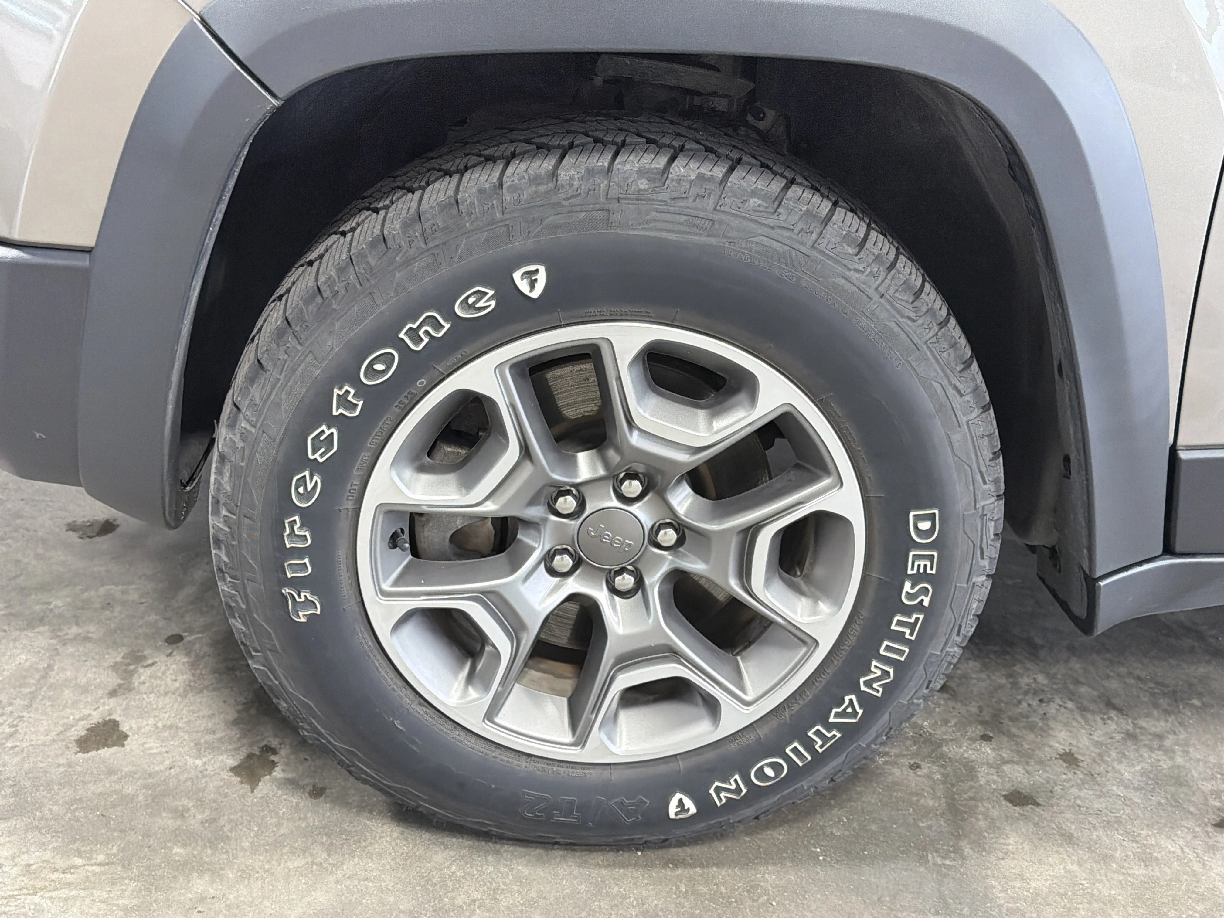 Used 2020 Light Brownstone Pearlcoat Jeep Trailhawk image 15