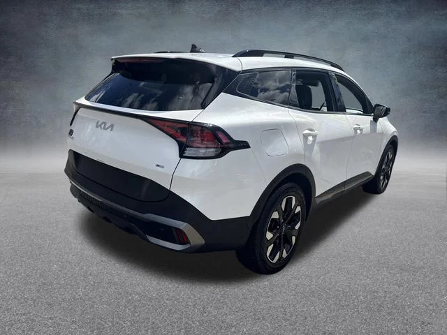 Used 2023 White Kia X-Line image 11