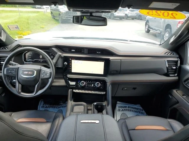 Used 2025 White GMC AT4 image 16