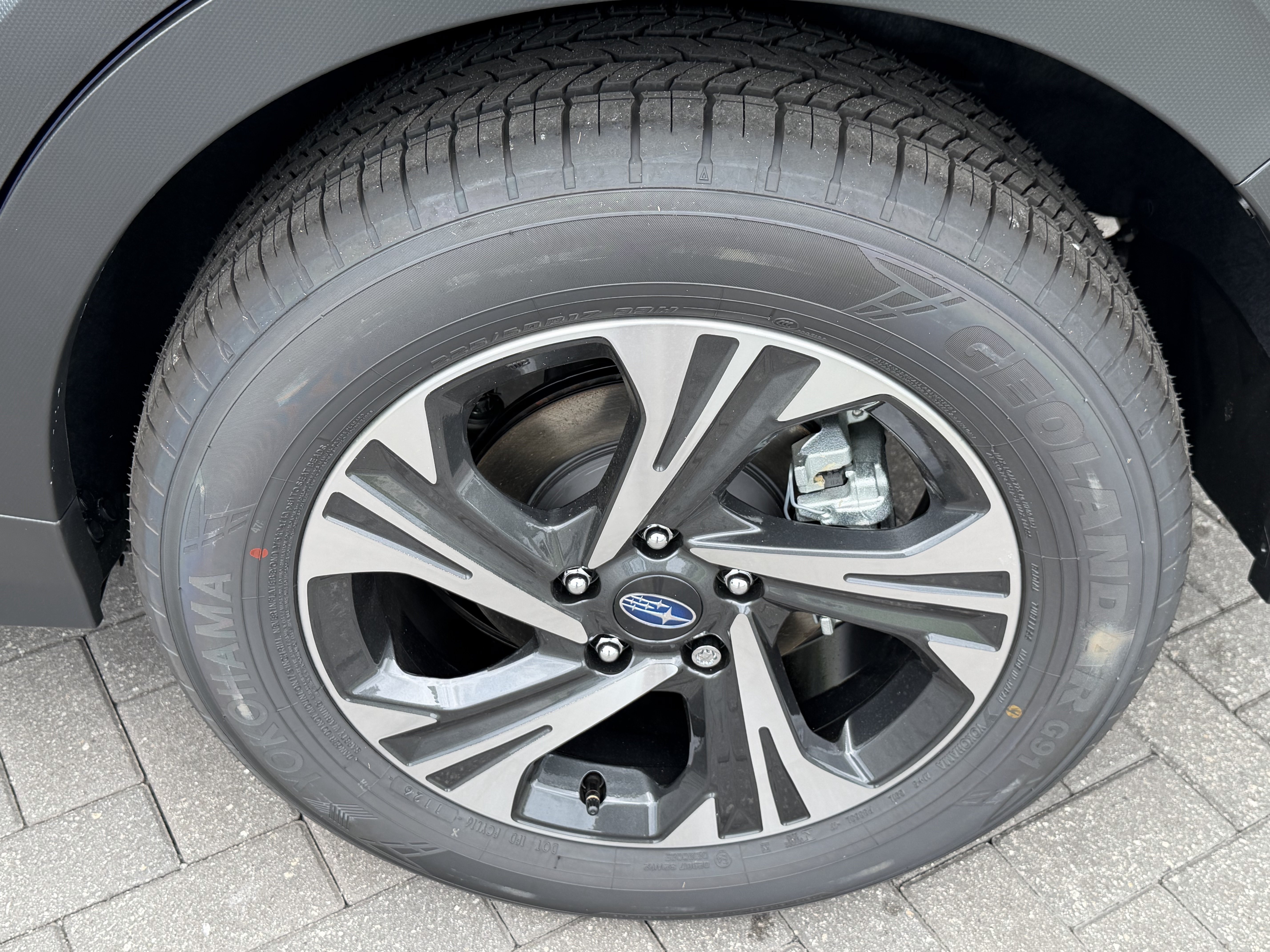 New 2026 SAPPHIRE BLUE PEARL Subaru Premium image 33