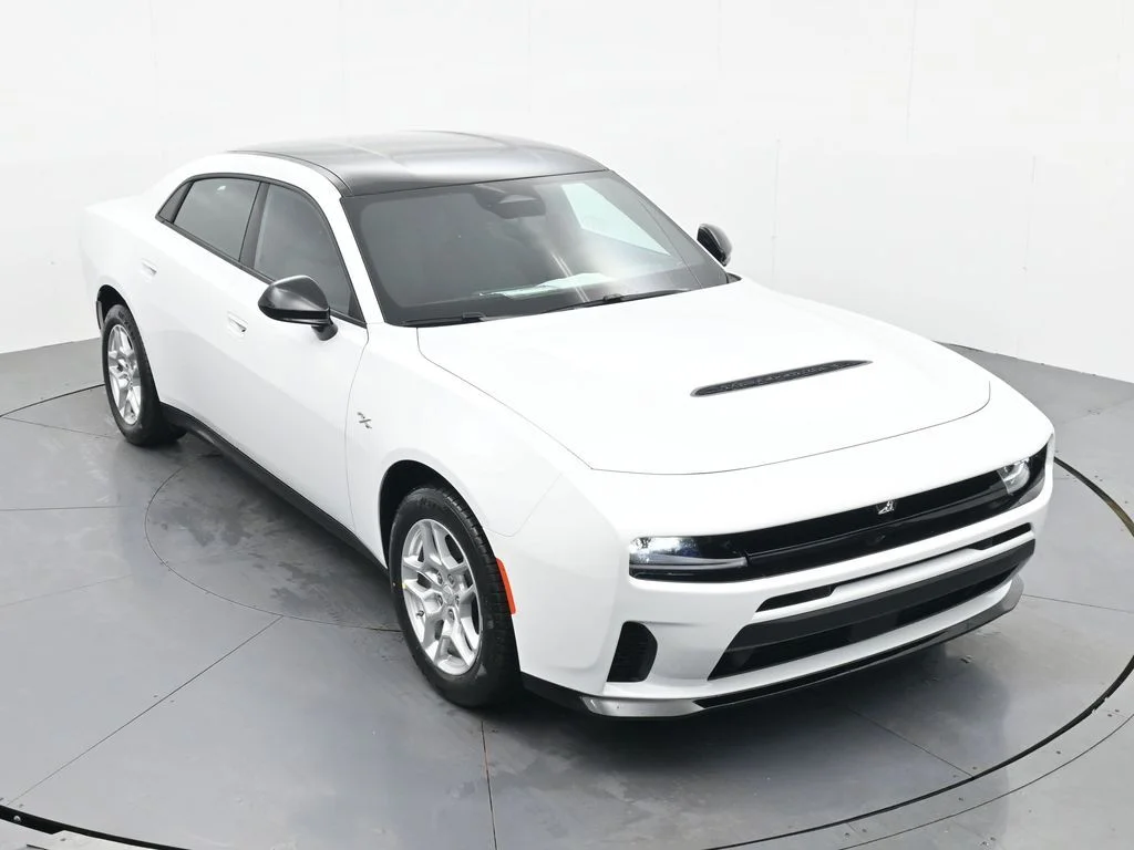 New 2026 White Knuckle Exterior Paint Dodge R/T image 25